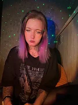 n1ghtcloud online show from November 2025 10:24:02 PM