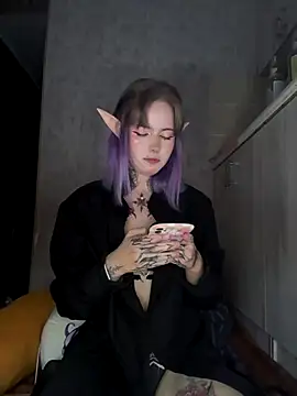 n1ghtcloud online show from September 2025 04:57:01 PM