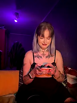 n1ghtcloud online show from September 2025 10:03:02 PM