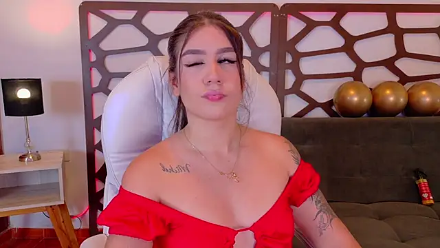 kloe bella online show from February 2026 12:27:01 PM