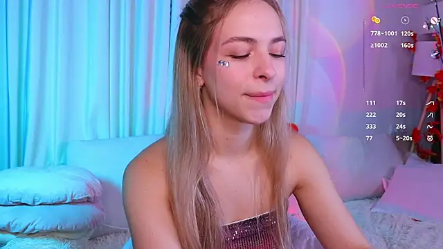 Snapshot of ShinyBarbie chatting on October 2025 06:45:01 AM ShinyBarbie online show from October 2025 06:45:01 AM