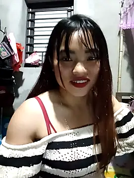 Snapshot of Lee_coope chatting on October 2025 03:23:02 PM Lee coope online show from October 2025 03:23:02 PM