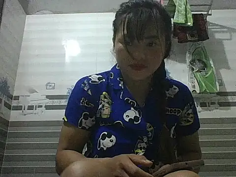 Snapshot of Lee_coope chatting on September 2025 10:35:02 PM Lee coope online show from September 2025 10:35:02 PM