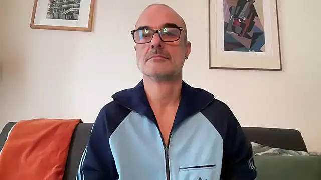 Milkywaymen online show from February 2026 01:12:01 PM