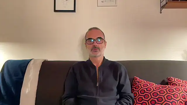 Milkywaymen online show from October 2025 07:03:02 PM
