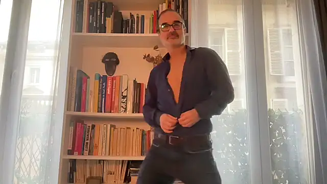 Milkywaymen online show from November 2025 12:44:02 PM