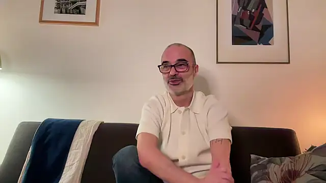 Milkywaymen online show from March 2026 06:09:01 PM