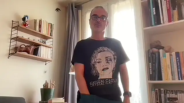 Milkywaymen online show from October 2025 12:18:01 PM