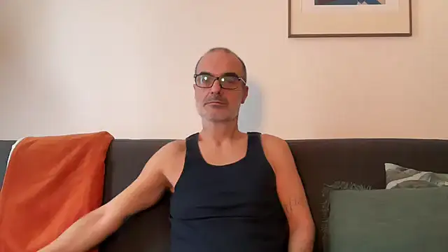 Milkywaymen online show from December 2025 01:21:02 PM