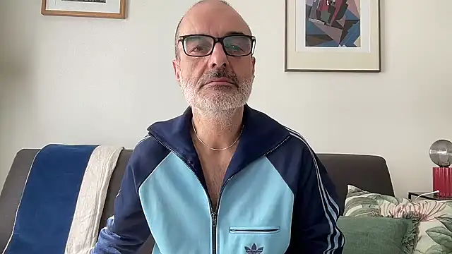 Milkywaymen online show from March 2026 12:28:02 PM