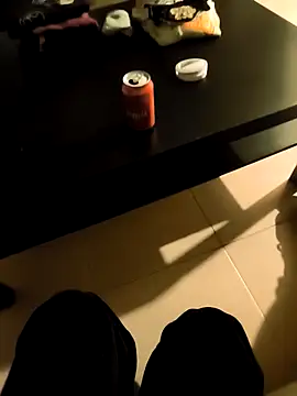 Eli9090 online show from November 2025 02:00:02 AM