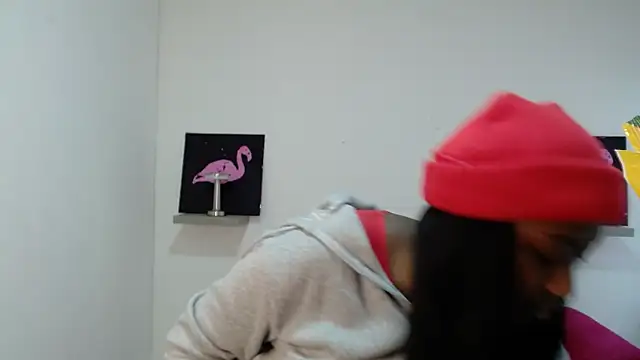 Snapshot of milykabombastik chatting on October 2025 12:38:02 PM milykabombastik online show from October 2025 12:38:02 PM