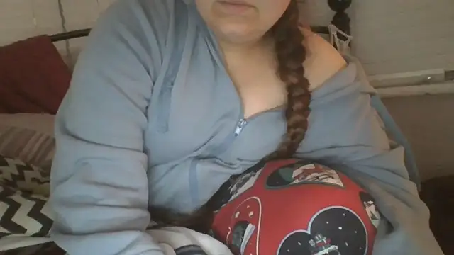 lu official1 online show from November 2025 07:52:02 PM