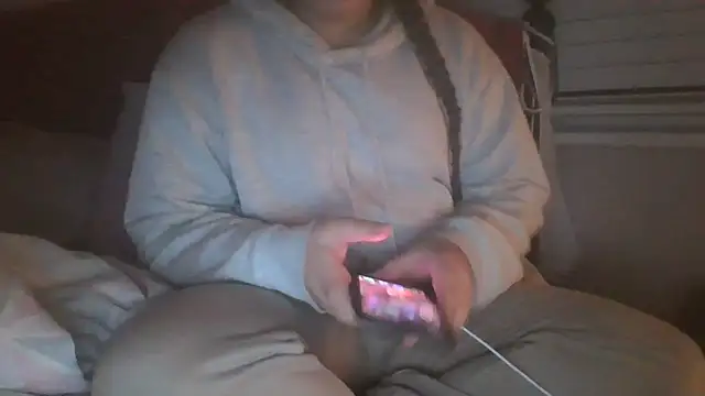 lu official1 online show from February 2026 09:50:02 PM