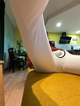 Snapshot of smint06 chatting on October 2025 04:26:02 PM smint06 online show from October 2025 04:26:02 PM