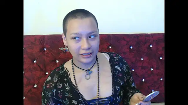 Cherry vald online show from November 2025 12:20:02 PM