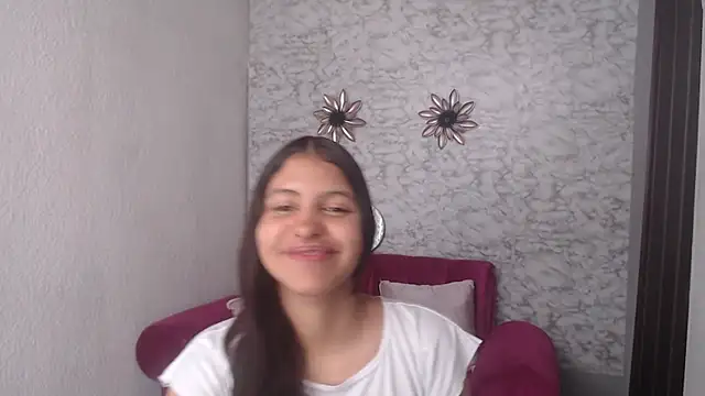 Snapshot of Evagirl69 chatting on October 2025 06:30:02 PM Evagirl69 online show from October 2025 06:30:02 PM