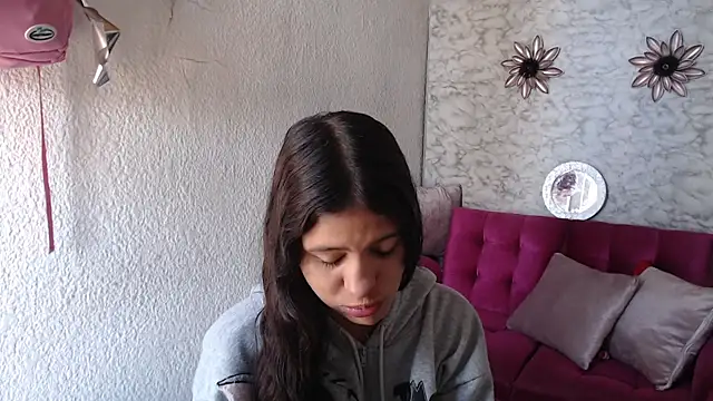 Evagirl69 online show from June 2026 12:25:02 PM