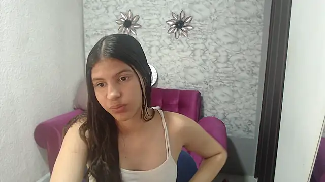 Snapshot of Evagirl69 chatting on September 2025 12:26:01 AM Evagirl69 online show from September 2025 12:26:01 AM