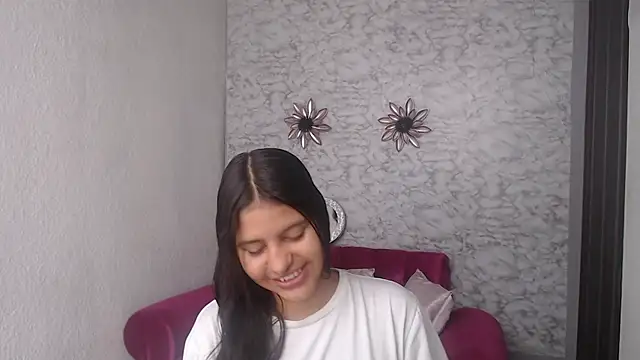 Snapshot of Evagirl69 chatting on September 2025 06:14:01 PM Evagirl69 online show from September 2025 06:14:01 PM