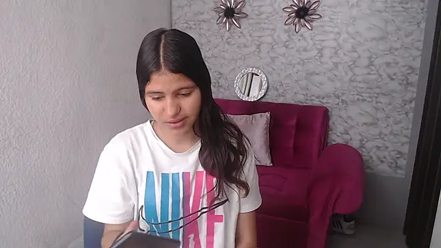 Snapshot of Evagirl69 chatting on September 2025 06:13:02 PM Evagirl69 online show from September 2025 06:13:02 PM