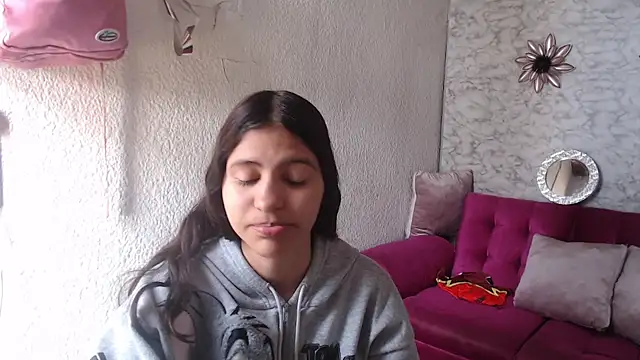 Evagirl69 online show from June 2026 12:28:01 PM