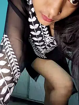 Snapshot of Nisha_cam12 chatting on October 2025 07:39:02 PM Nisha cam12 online show from October 2025 07:39:02 PM