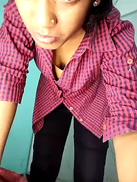 Snapshot of Nisha_cam12 chatting on September 2025 06:26:02 PM Nisha cam12 online show from September 2025 06:26:02 PM