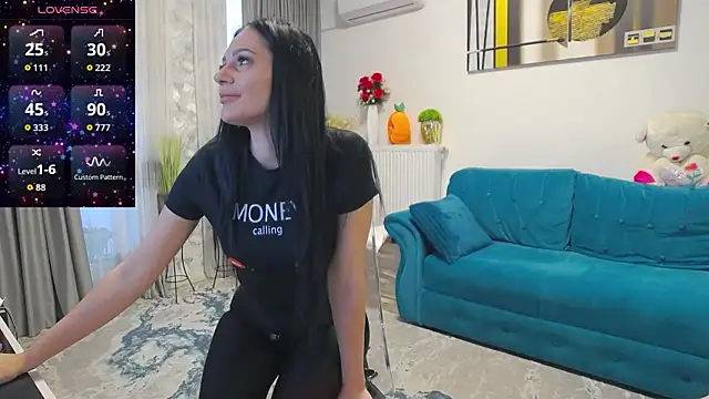 Snapshot of ScarletTemptations chatting on November 2025 06:25:01 AM ScarletTemptations online show from November 2025 06:25:01 AM