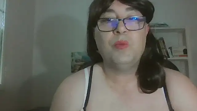 Snapshot of nataliacd chatting on September 2025 02:15:01 PM nataliacd online show from September 2025 02:15:01 PM