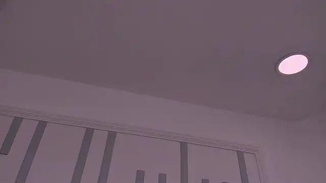 scarletross  online show from May 2026 03:05:01 PM
