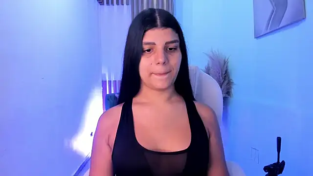 Snapshot of PauliinaBelle_ chatting on January 2026 12:45:01 PM PauliinaBelle online show from January 2026 12:45:01 PM