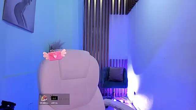 Snapshot of PauliinaBelle_ chatting on January 2026 01:25:02 PM PauliinaBelle online show from January 2026 01:25:02 PM