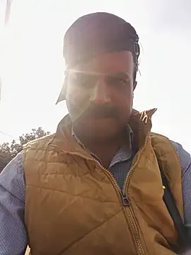 vardh033 online show from November 2025 08:18:01 AM