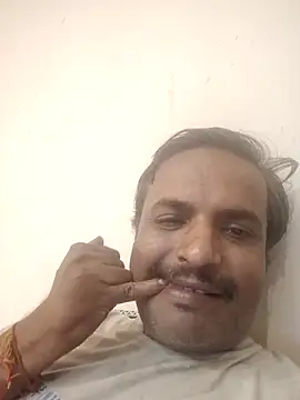 vardh033 online show from September 2025 05:24:01 PM