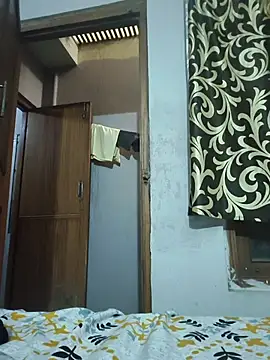 vardh033 online show from November 2025 07:08:01 AM