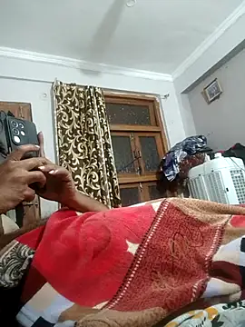 vardh033 online show from April 2026 02:24:01 AM