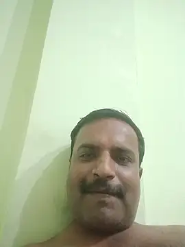 vardh033 online show from September 2025 12:44:01 PM