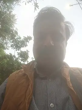 vardh033 online show from October 2025 10:25:01 AM