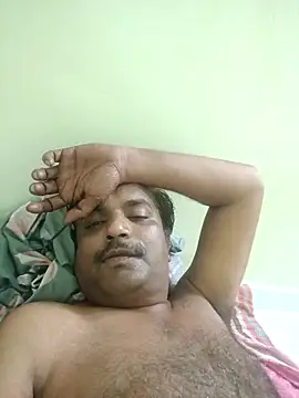 vardh033 online show from September 2025 06:19:01 PM