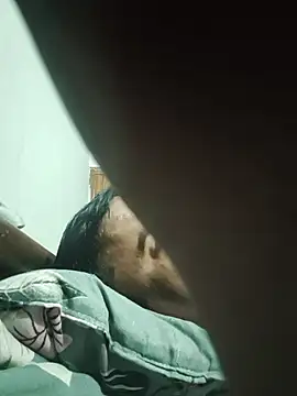 vardh033 online show from November 2025 05:35:01 PM