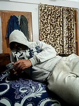 vardh033 online show from January 2026 01:18:02 PM