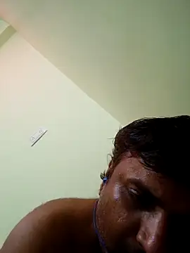 vardh033 online show from September 2025 07:57:01 PM