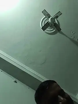 vardh033 online show from December 2025 08:14:01 PM