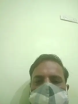 vardh033 online show from October 2025 03:26:02 PM