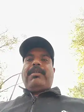 vardh033 online show from November 2025 08:47:02 AM