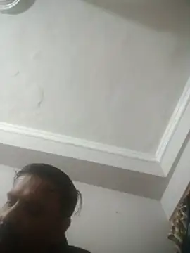 vardh033 online show from December 2025 11:38:02 AM