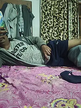 vardh033 online show from March 2026 06:10:02 AM