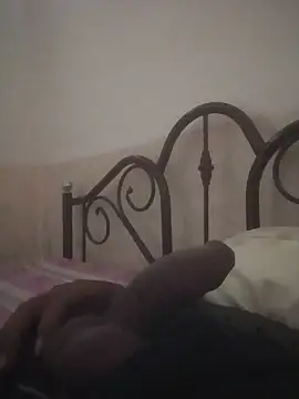 vardh033 online show from October 2025 05:55:02 PM