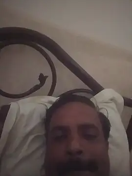 vardh033 online show from October 2025 07:46:02 PM